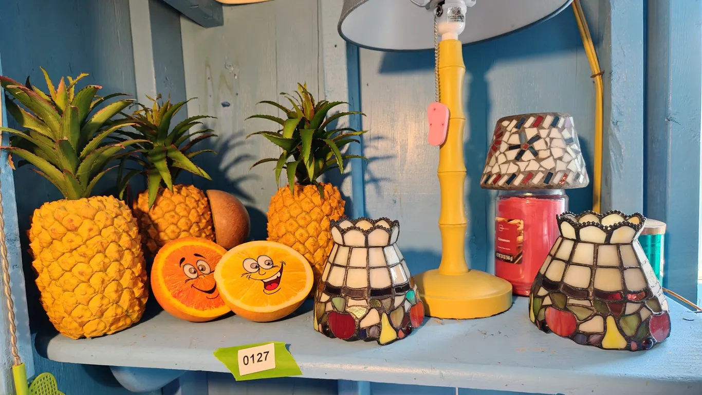 Pineapple Decor, Orange Slices, Stained Glass Candle Holders, Yellow Bamboo Lamp, and Mosaic Candle