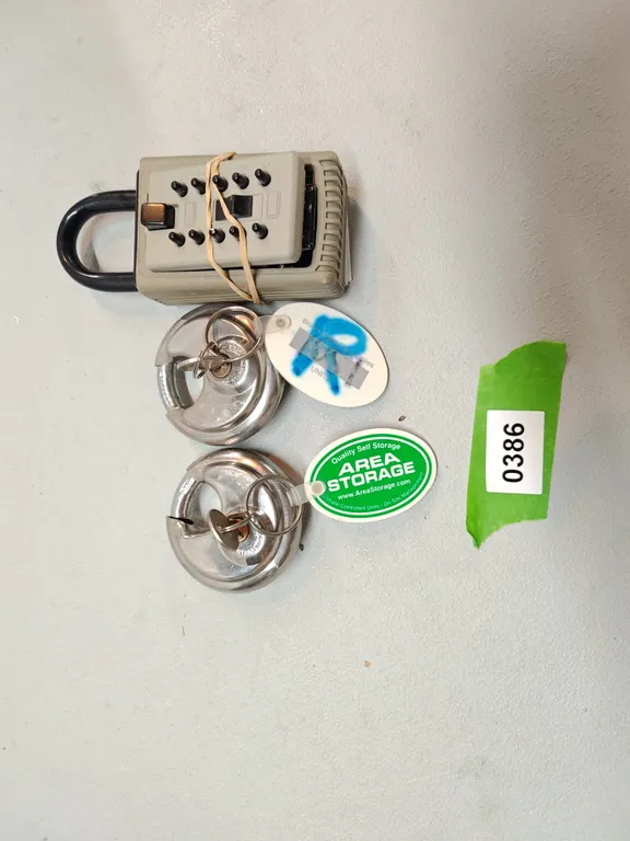 Key Safe Box and Disc Padlocks