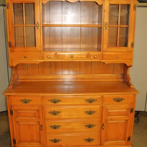 Taylor Jamestown Two-Piece Wood Hutch With Shelves