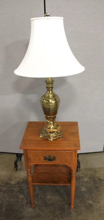 Ethan Allen by Baumritter Wood Table and Brass Lamp