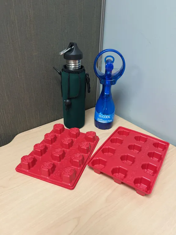 Ohio State University Ice Trays With o2COOL Misting Fan and Insulated Water Bottle Set, 3 Pieces Inc
