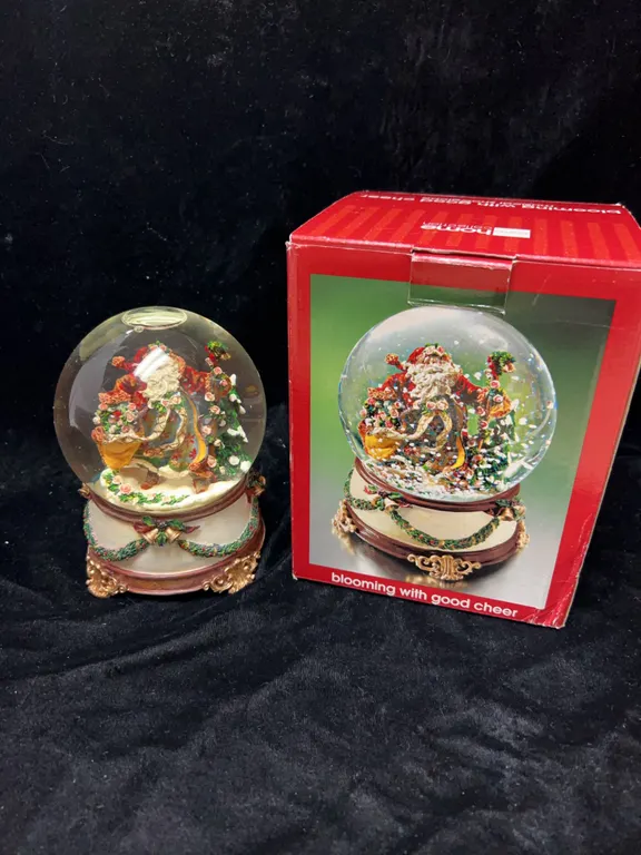 JCPenney Home Collection "Blooming with Good Cheer" Santa Musical Snowglobe with Box, Plays "Jingle