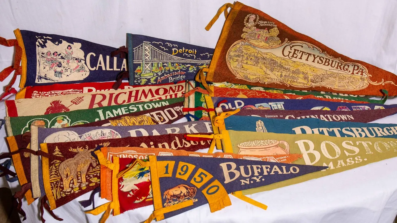 VINTAGE FELT PENNANTS FROM VARIOUS CITIES.