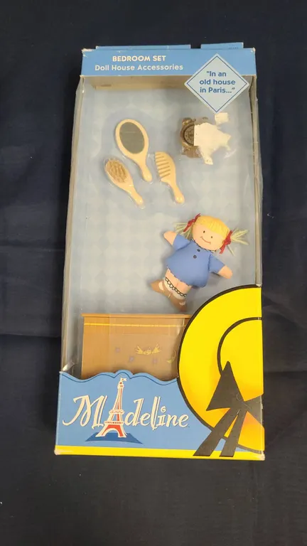 Madeline Bedroom Set Doll House Accessories by Learning Curve, Includes Doll, Furniture, and Groomin