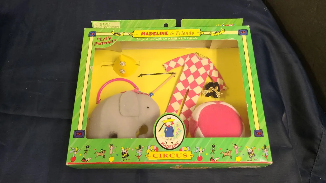 Madeline & Friends Circus Play Adventures Set by Eden 33428 in Original Box with Elephant and Access