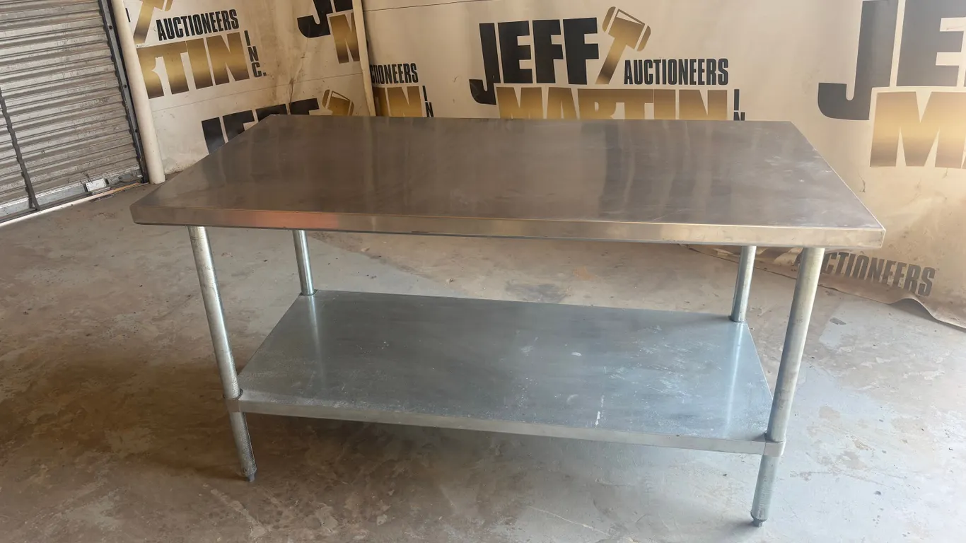 REGENCY STAINLESS STEEL TABLE