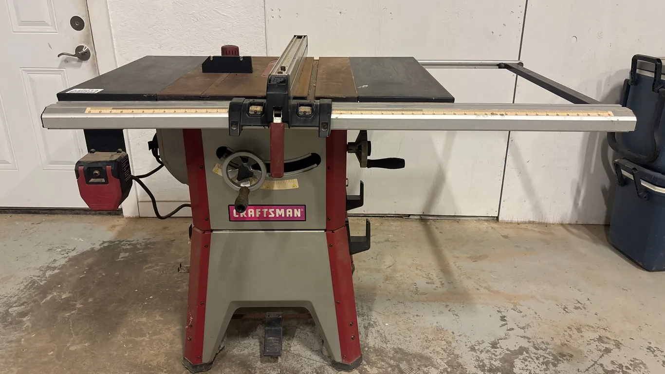 CRAFTSMAN TABLE SAW
