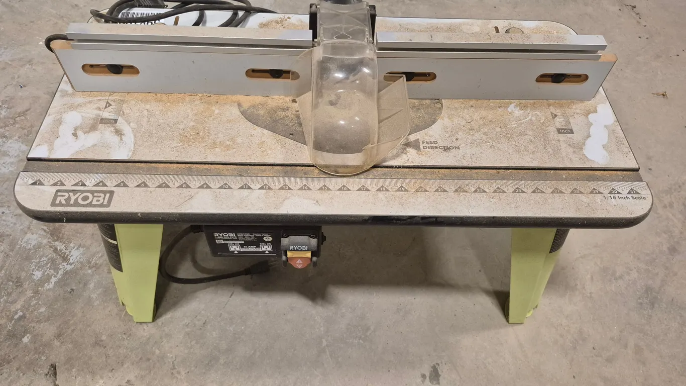RYOBI A25RT03 ROUTER TABLE