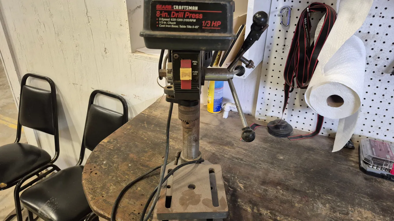 CRAFTSMAN 8 IN. DRILL PRESS