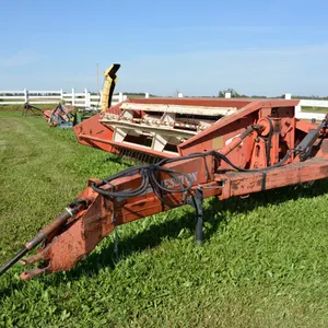 Hesston 1090 Square Baler