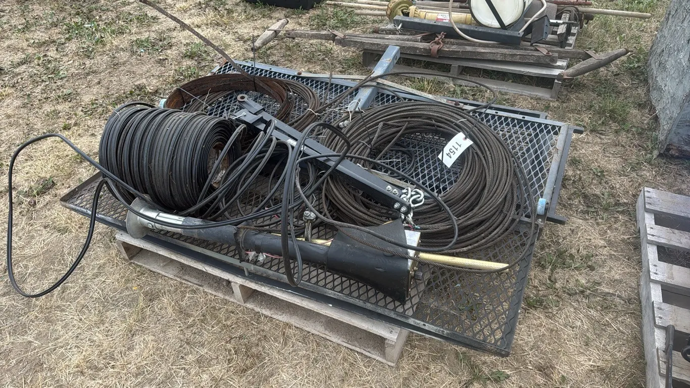 ID 1154 Electric Jack/Cable/Hitch Haul