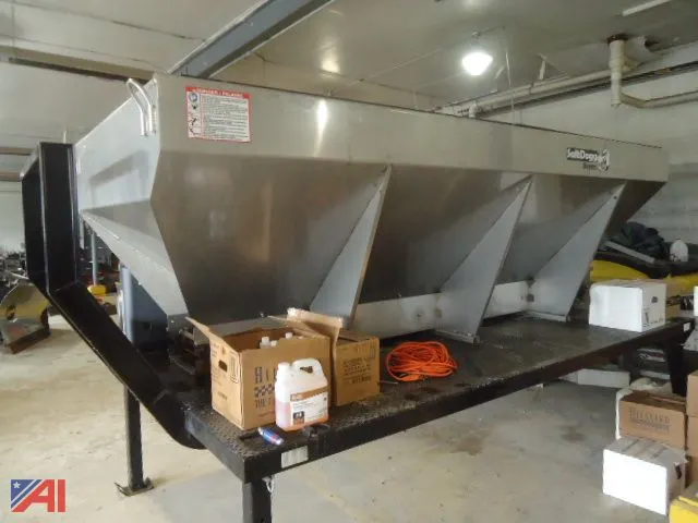 Stainless Steel Buyers Salt Dogg Spreader