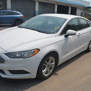 2018 Ford Fusion Hybrid Sedan