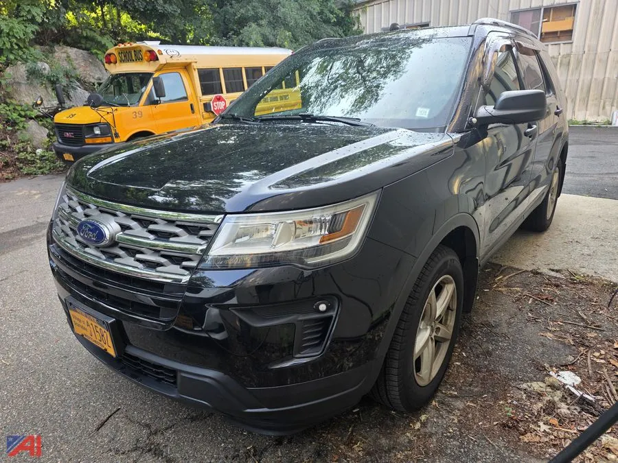 (#1) 2018 Ford Explorer SUV