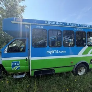 #A1602 2016 Ford E-350 Bus