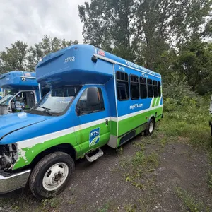 #A1702 2016 Ford E350 Bus