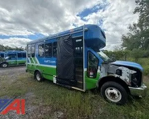 #A1706 2016 Ford E350 Bus