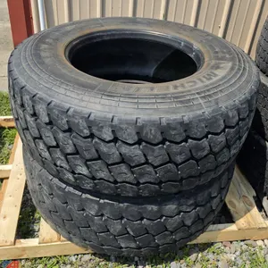 (2) Michelin XZY3 385/65R22.5 Tires