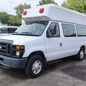 2014 Ford E350 Wheelchair Van (HP1076)