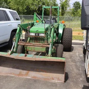 1995 John Deere 1070 Tractor Loader Backhoe (366F)