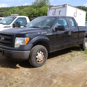 2014 Ford F-150 Pickup Truck (E514)