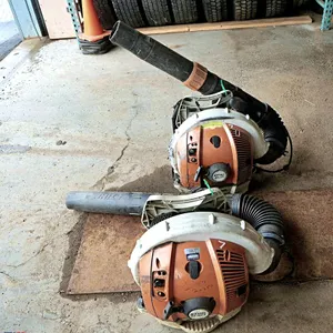 (2) STIHL BR-700 Series Backpack Blowers