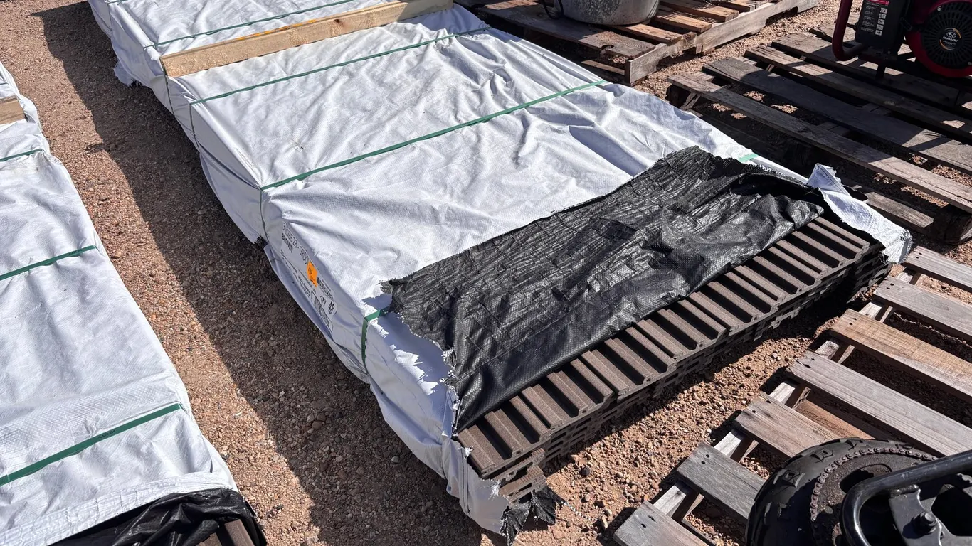 12' Bundle - Venture BROWN Slotted Composite Deck Boards