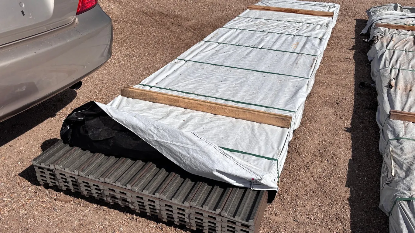 16' Bundle - Venture BROWN Solid Composite Deck Boards