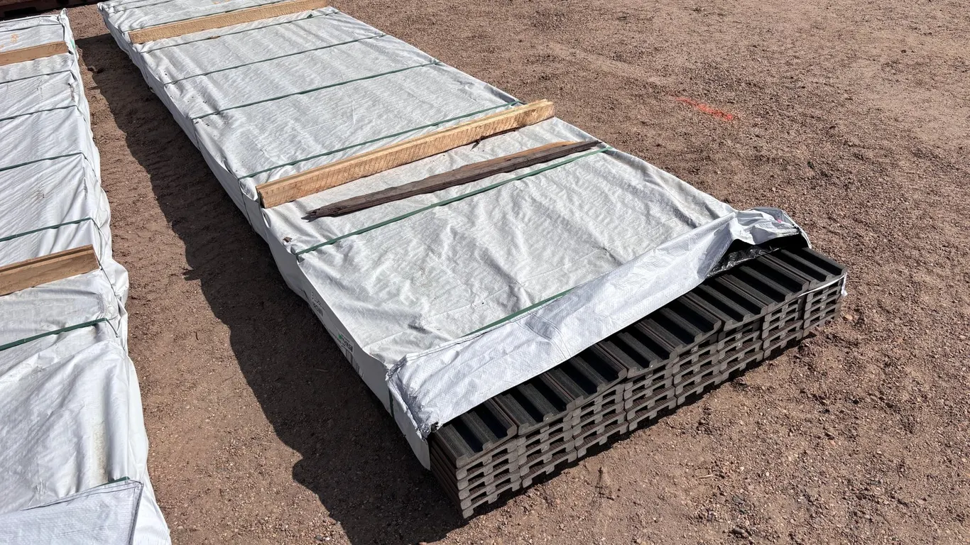 16' Bundle - Venture BROWN Solid Composite Deck Boards
