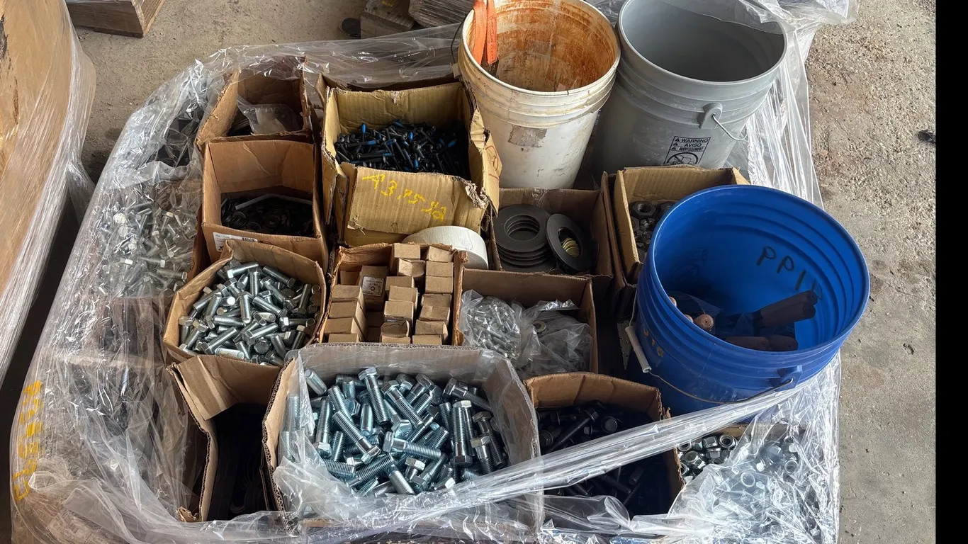 PALLET OF NUTS AND BOLTS