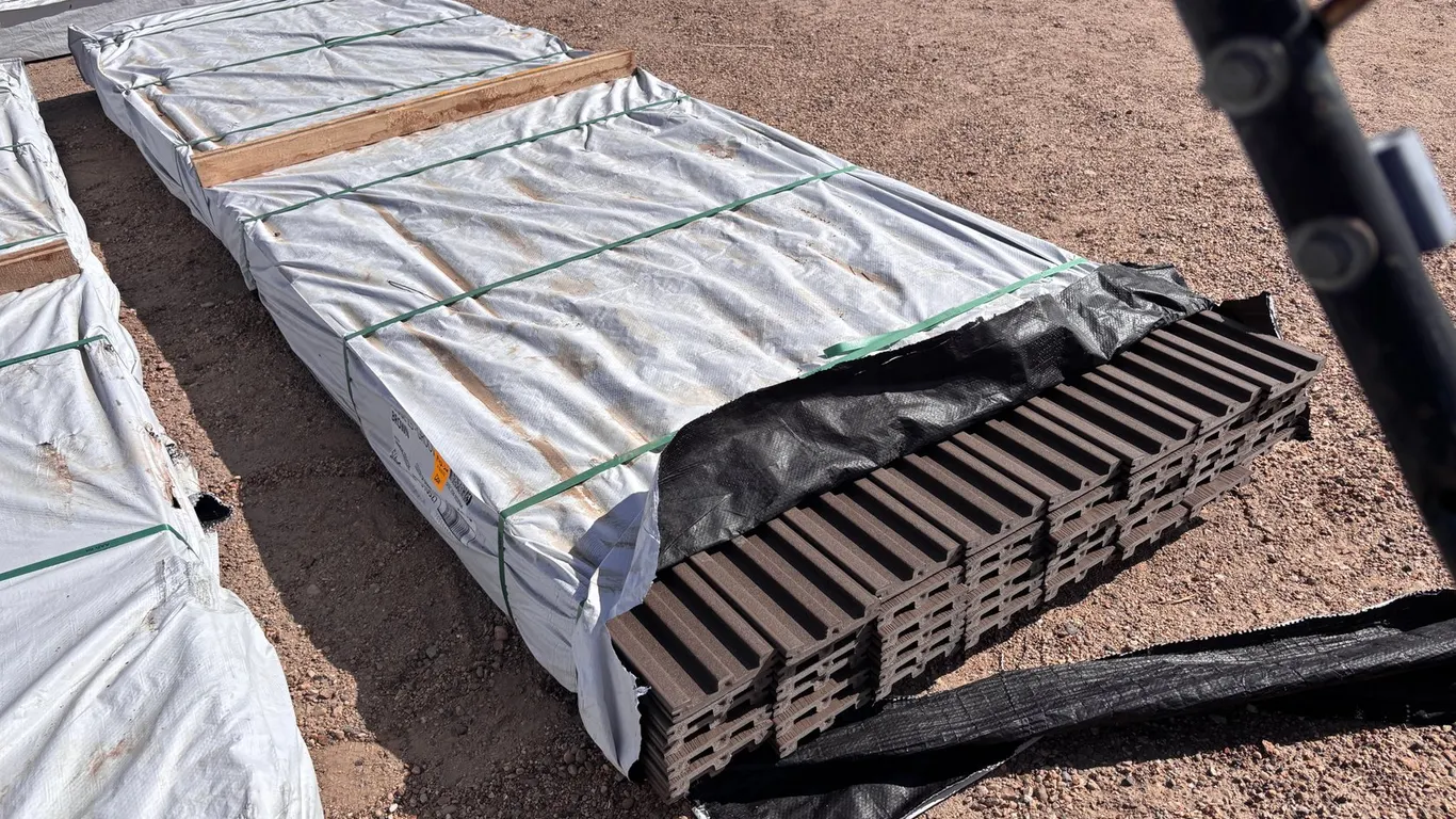 12' Bundle - Venture BROWN Slotted Composite Deck Boards