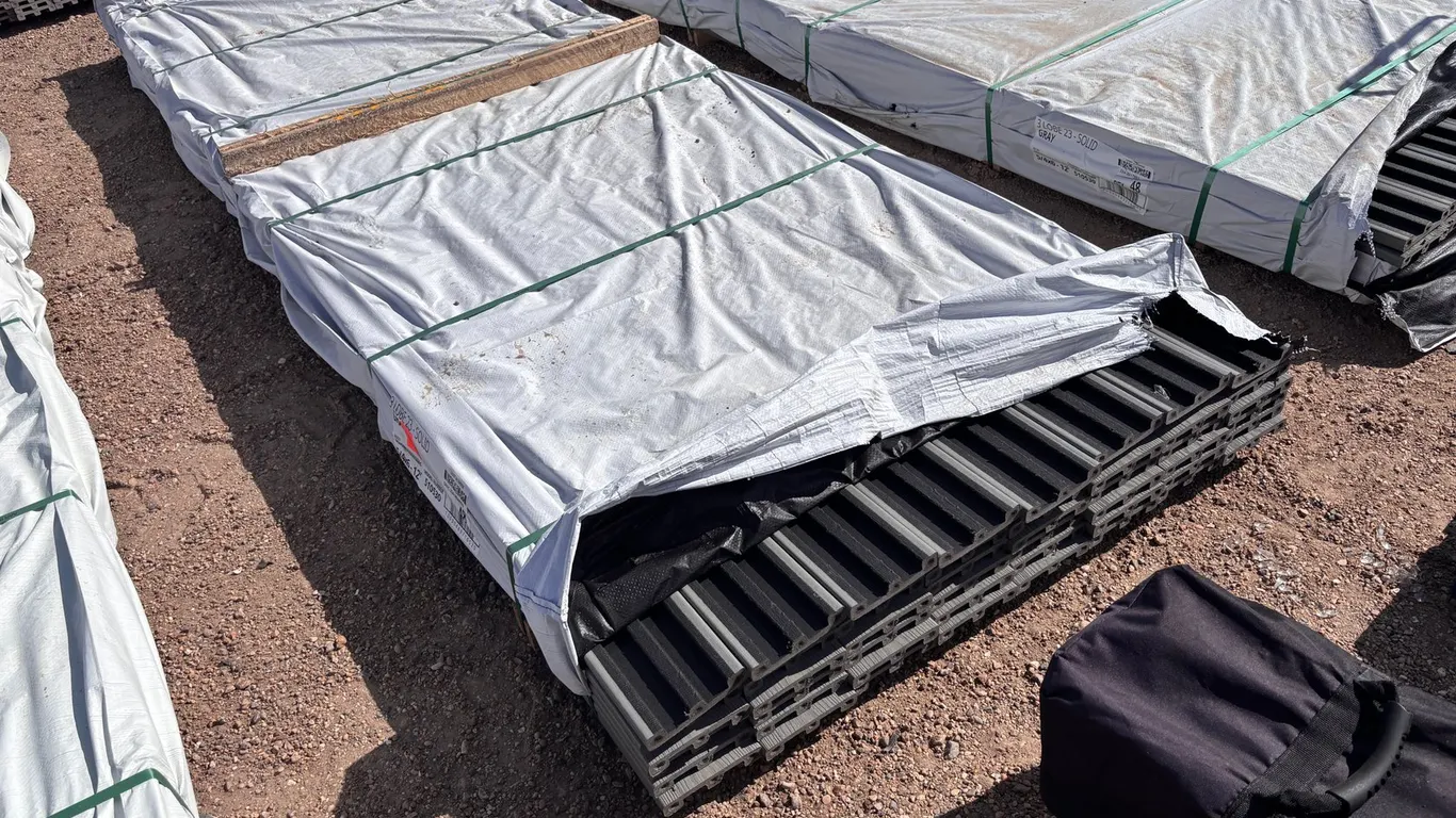 12' Bundle - Venture GRAY Solid Composite Deck Boards