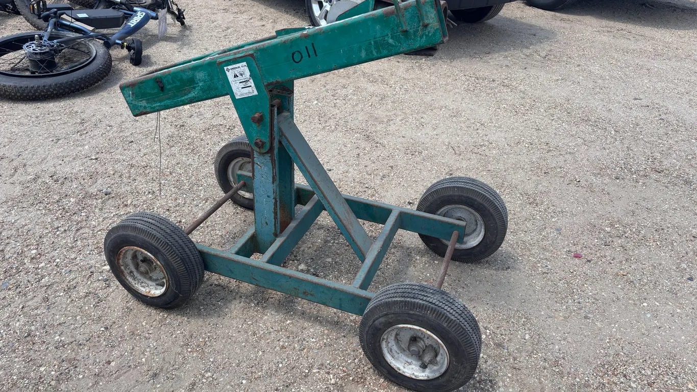 GREENLEE MOBILE BOOM