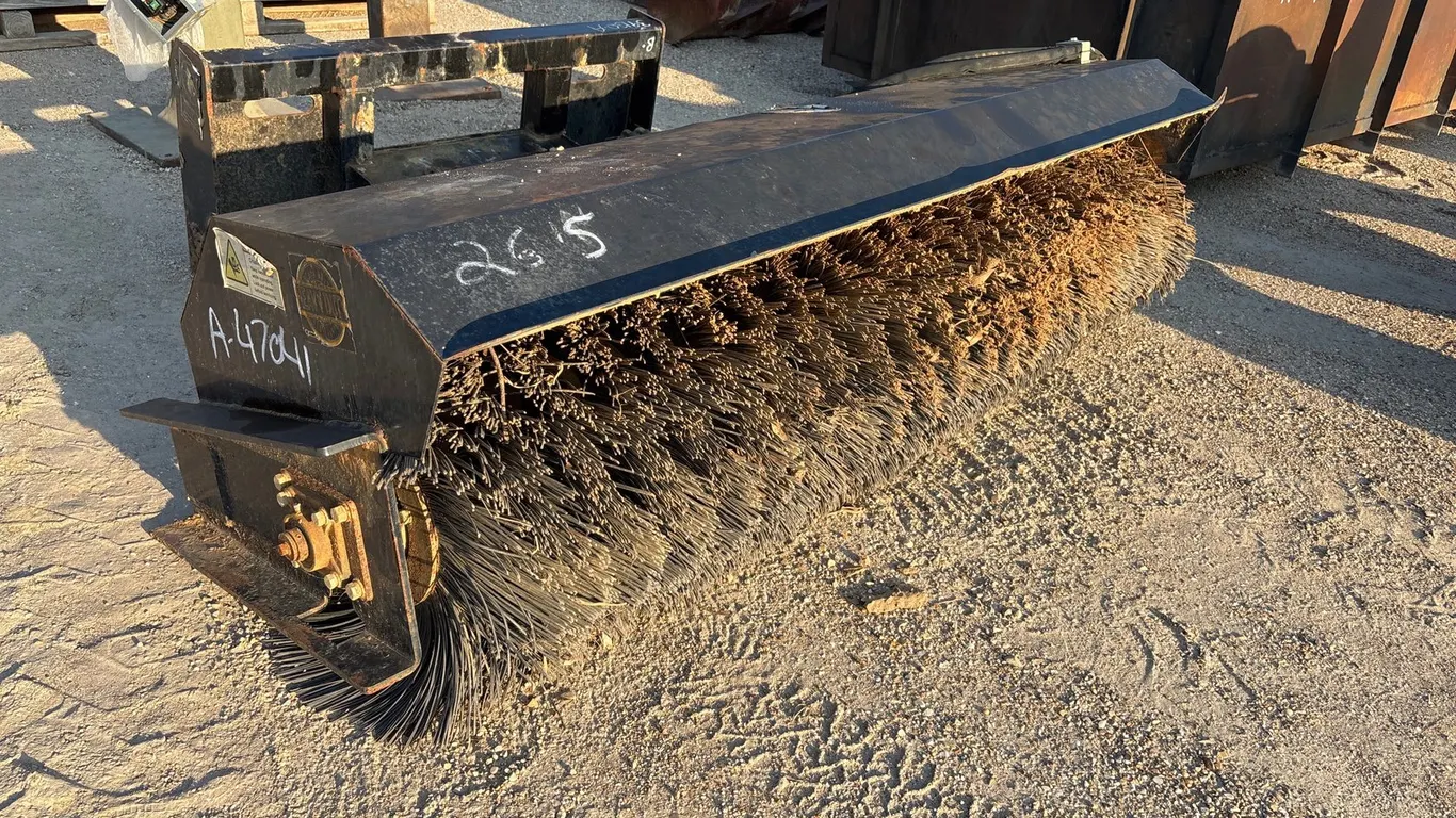 6FT SKID STEER HYDRAULIC SWEEPER