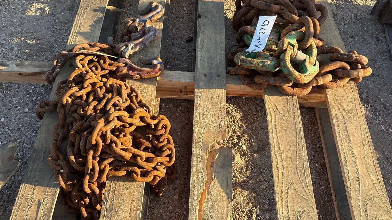 MISC RIGGING CHAINS AND SHACKLES