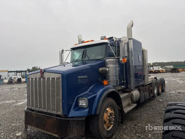 2013 Kenworth T800 8x4 Heavy Haul Tri/A Sleeper Truck Tractor