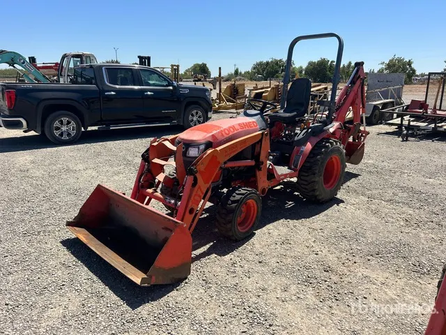 2018 Kubota B2301HSD 4WD Utility Tractor