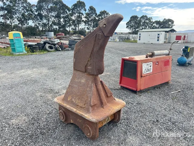 Hazell Bros Q/C Excavator Ripper - Fits PC850