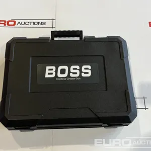 Unused Boss 21 Volt Lithium Battery Cordless Grease Gun, 2 Batteries, Charger, Case, Shoulder Strap, Extension Pieces and Fittings 