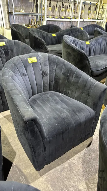 VELOUR SWIVEL BARREL ACCENT CHAIR