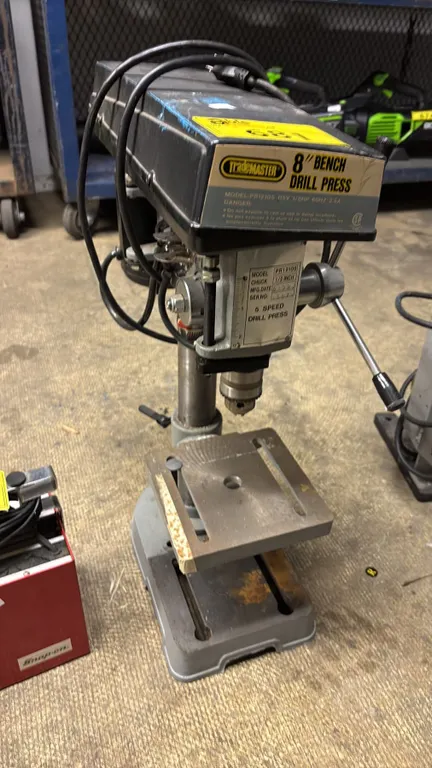 TRADEMASTER 8-INCH DRILL PRESS