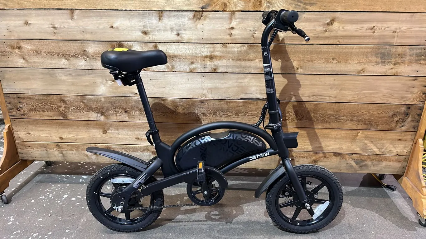 JETSON E BIKE ( WORKING CONDITION UNKNOWN/ NO CHARGER )