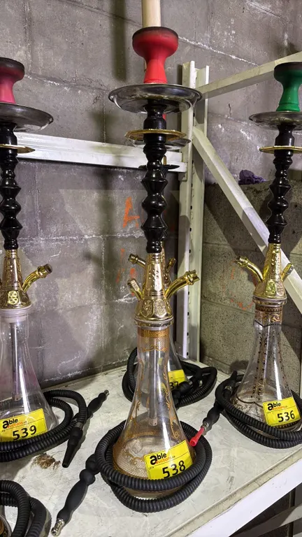 MODERN HOOKAH WITH BROWN & GOLDEN ACCENT METAL STEM AND CLEAR GLASS BASE