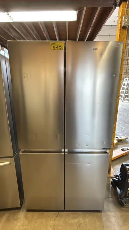 HISENSE STAINLESS STEEL FRENCH DOOR FRIDGE WITH FRENCH DOOR FREEZER & ICE MAKER 36"W