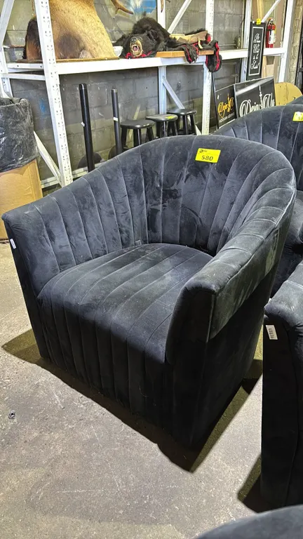 VELOUR SWIVEL BARREL ACCENT CHAIR