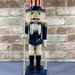 PATRIOTIC NUTCRACKER, 17"