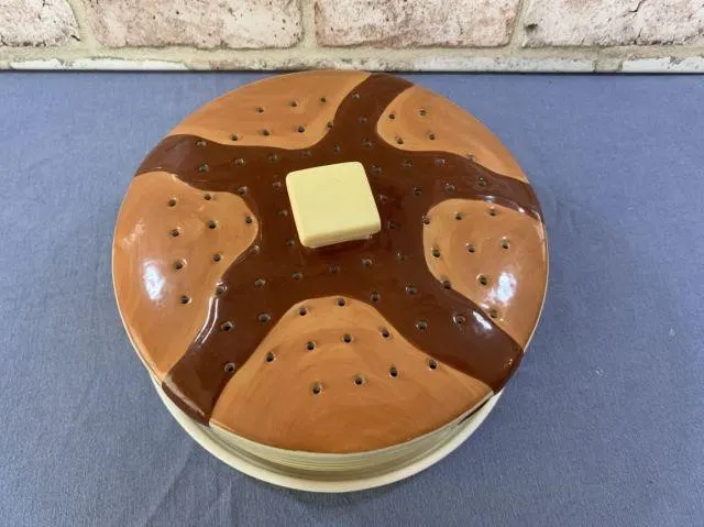 VINTAGE CERAMIC PANCAKE WARMER