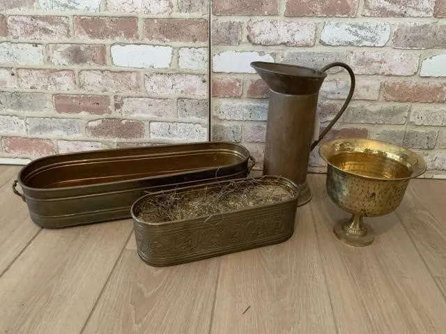 (4 PCS)VINTAGE BRASS ITEMS- 2 LONG OVAL