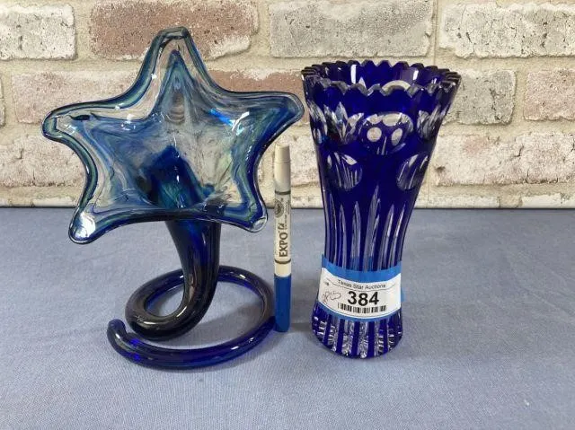 ( 2 PCS) BLUE CUT TO CLEAR GLASS VASE & STAR