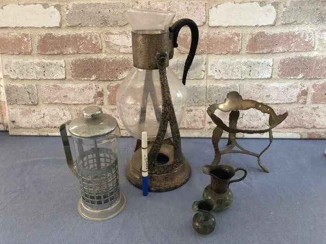 (5 PCS) ASSORTED METALWARE & GLASS AND METAL